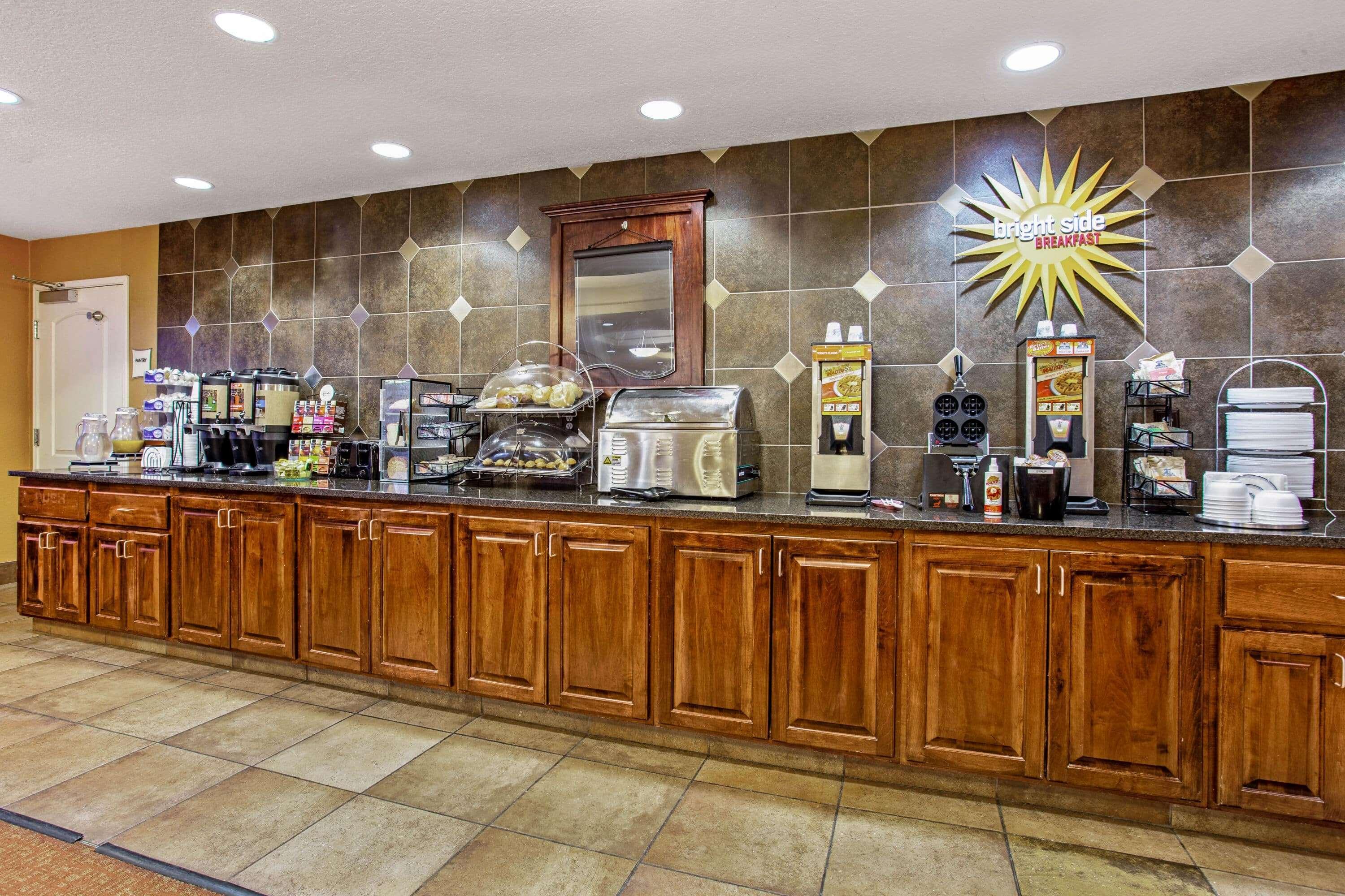 La Quinta By Wyndham Bismarck Otel Dış mekan fotoğraf